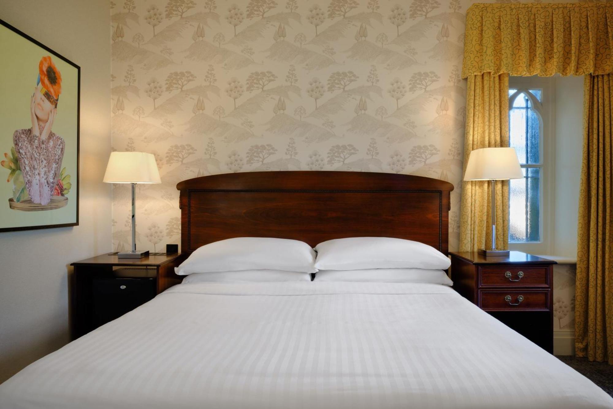 Delta Hotels By Marriott Breadsall Priory Country Club Derby Bagian luar foto