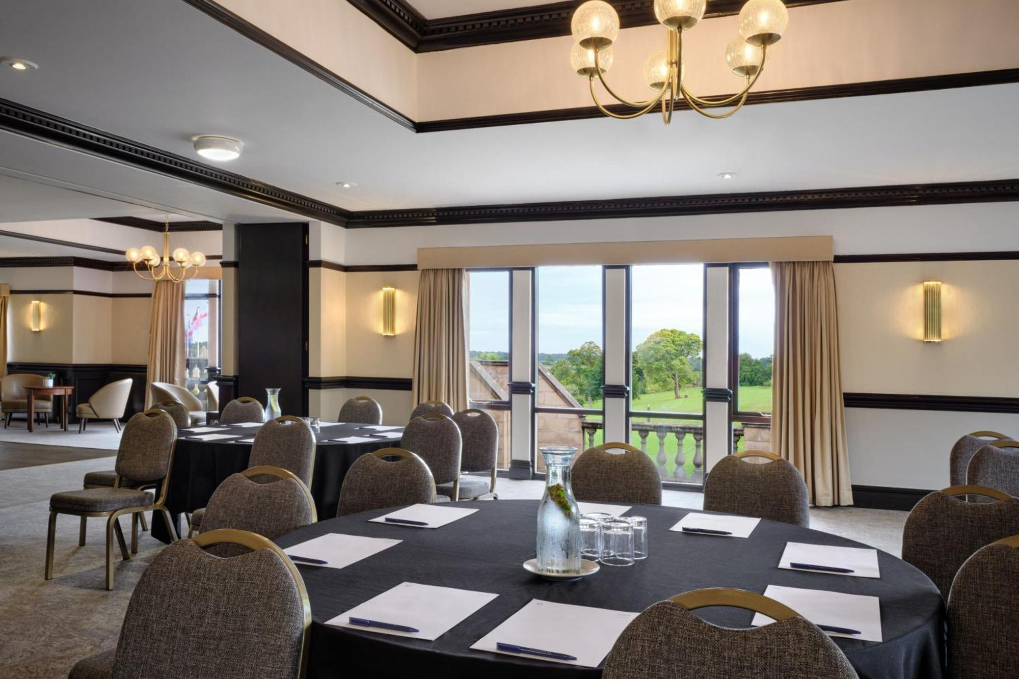 Delta Hotels By Marriott Breadsall Priory Country Club Derby Bagian luar foto