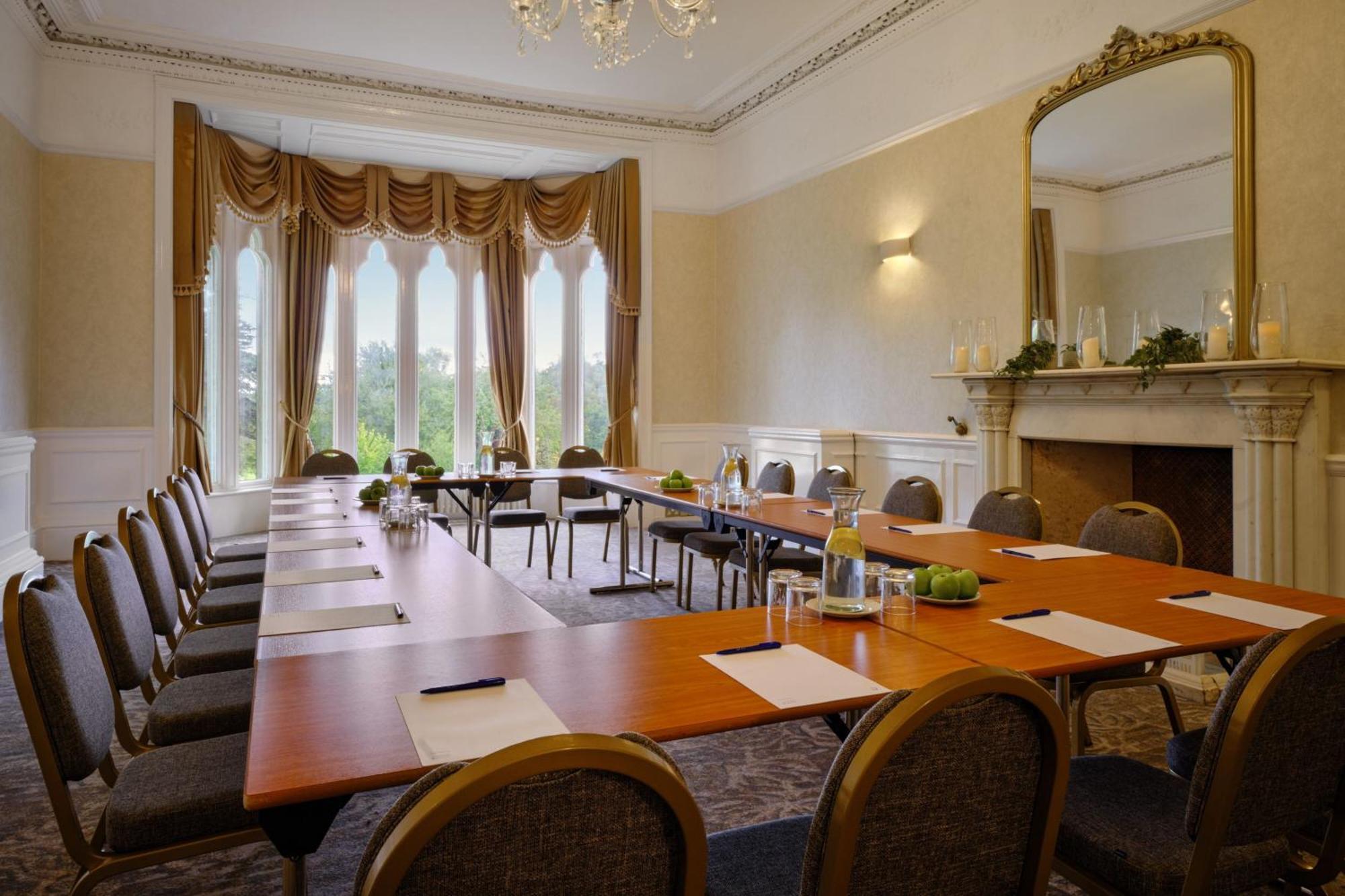 Delta Hotels By Marriott Breadsall Priory Country Club Derby Bagian luar foto